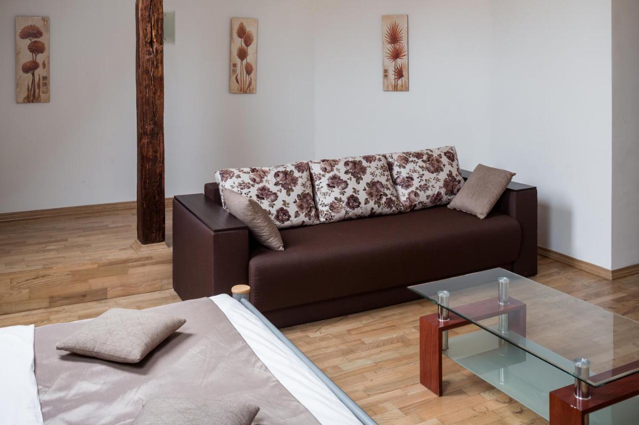 Romari Два Поверхи Appartement Lviv Buitenkant foto