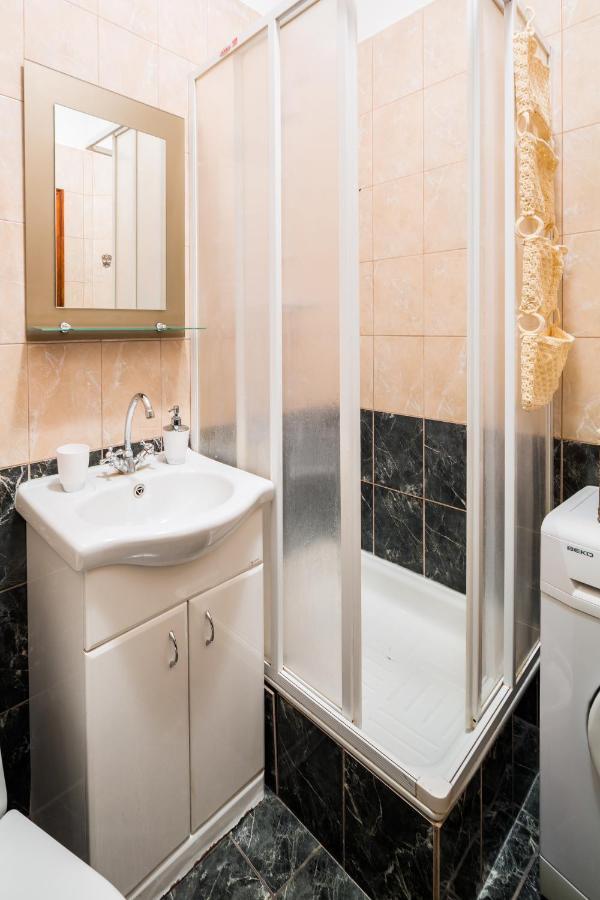 Romari Два Поверхи Appartement Lviv Buitenkant foto